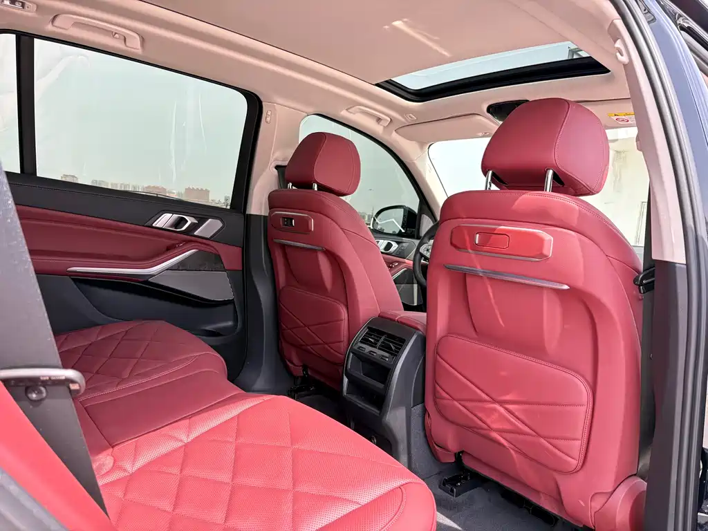 BMW X5 2025 — фото 11