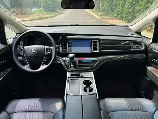 Honda Elysion 2019