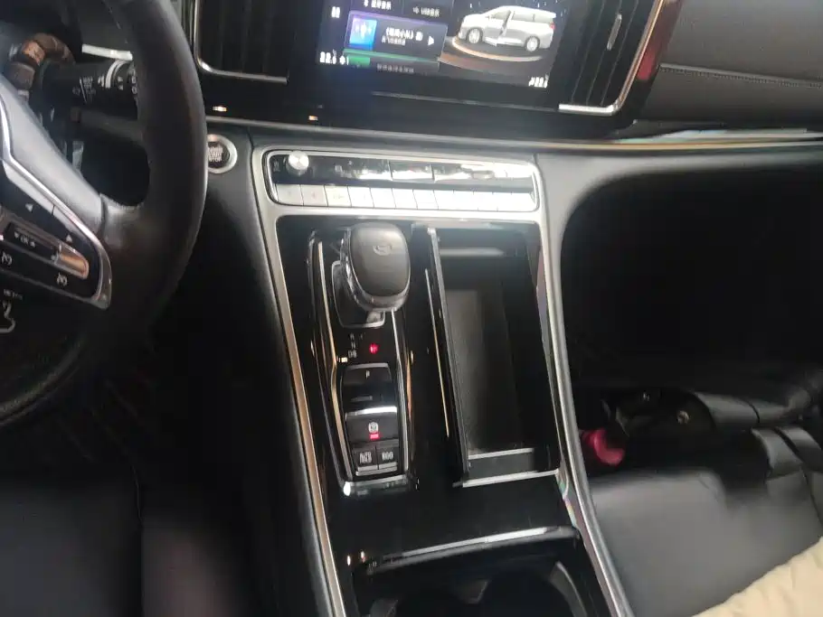 GAC Trumpchi M8 2021 — фото 16