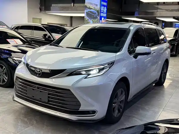 Toyota Sienna 2026