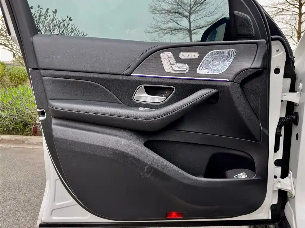 Mercedes-Benz GLE 2020 — фото 19