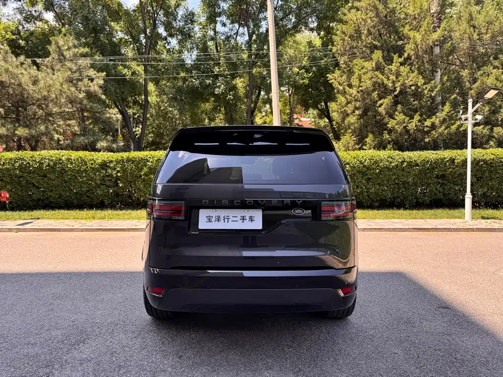 Land Rover Discovery 2025 — фото 4