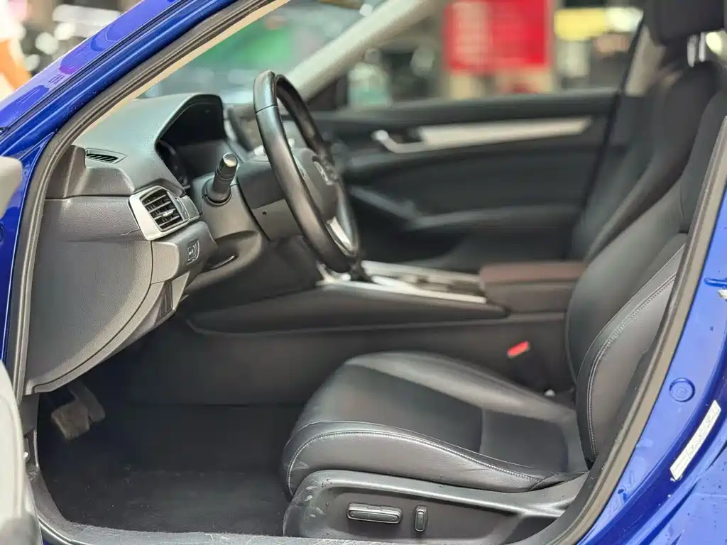 Honda Accord 2018 — фото 4