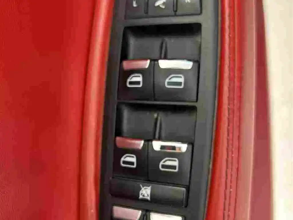 Maserati Quattroporte 2014 — фото 17