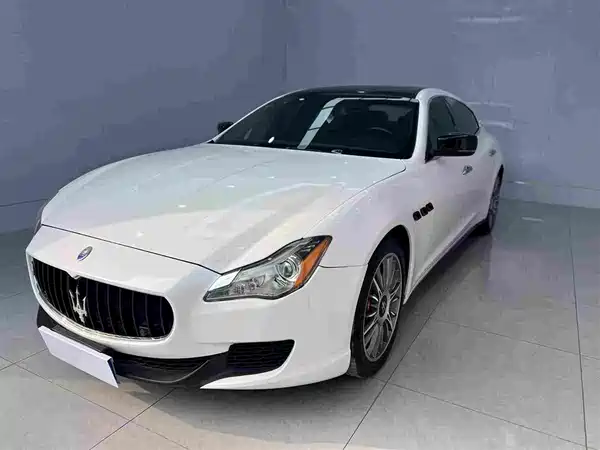 Maserati Quattroporte 2013