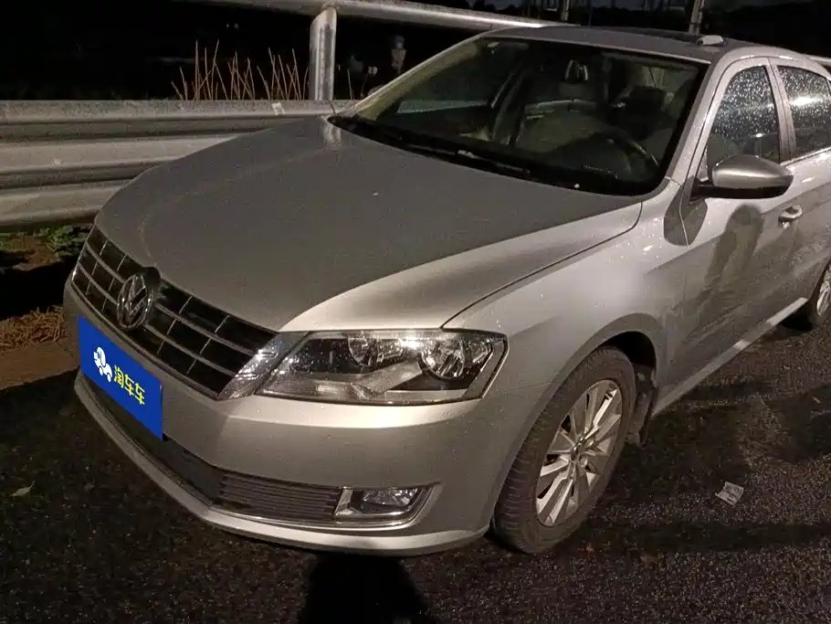 Volkswagen Lavida 2013