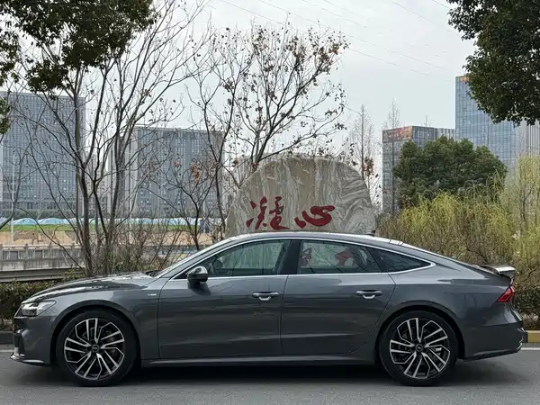 Audi A7 2024