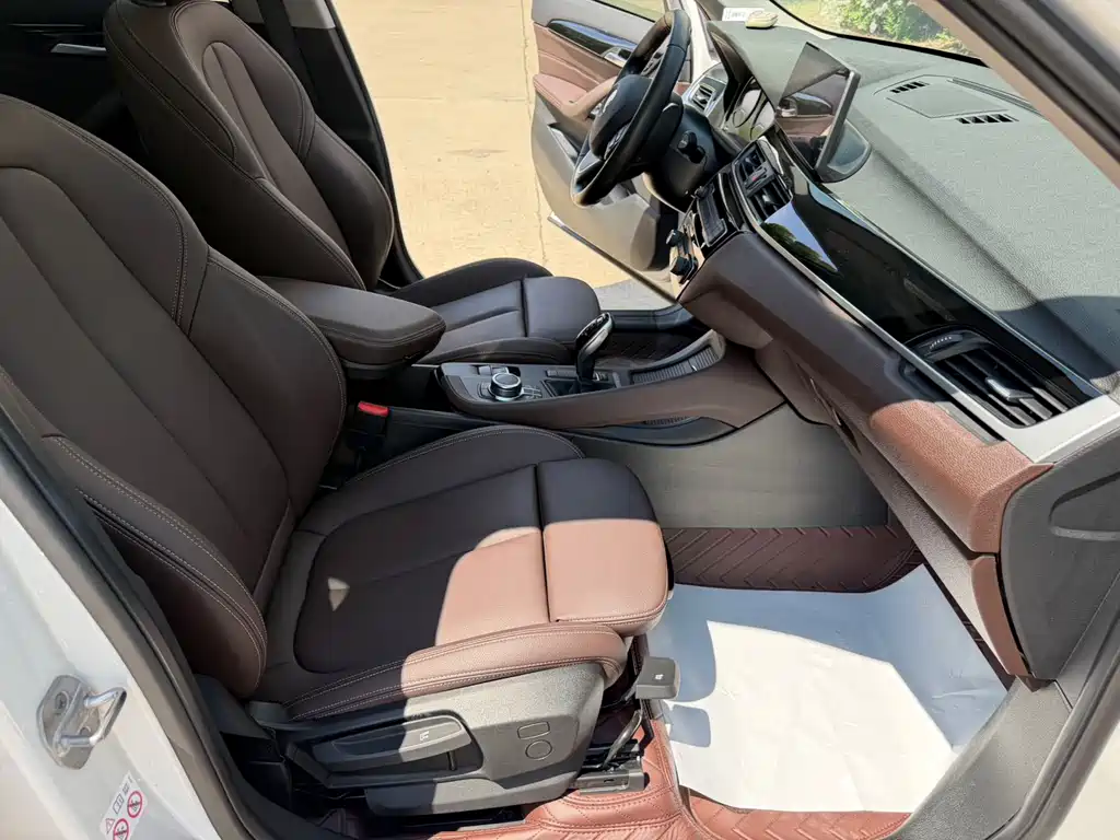 BMW X1 2023 — фото 13