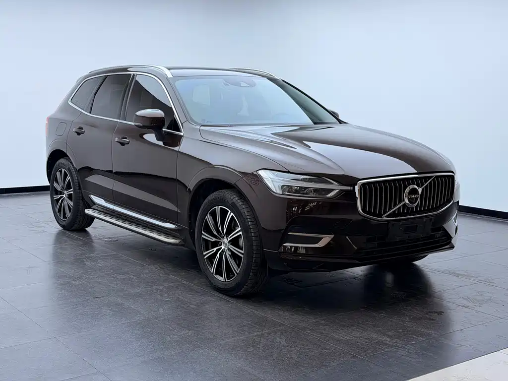 Volvo XC60 2019 — фото 3