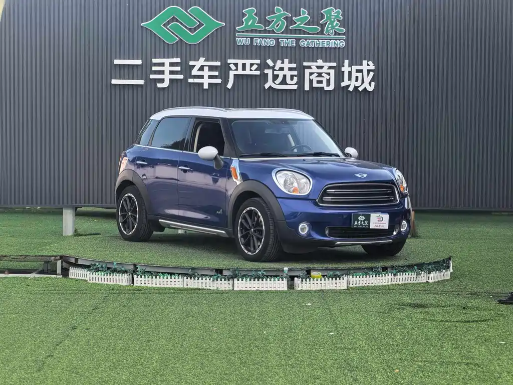 MINI Countryman 2015