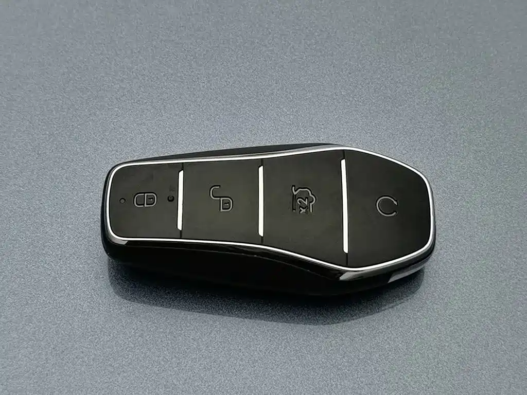 BYD Seal 05 DM-i 2025 — фото 19