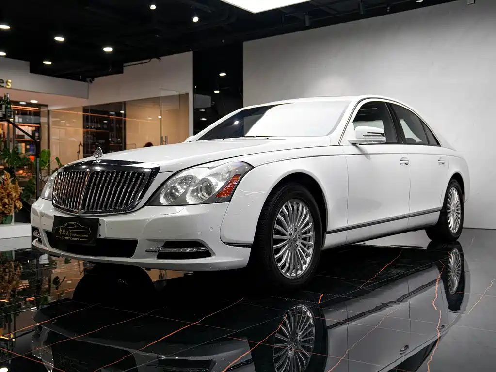 Maybach Maybach 2012 — фото 1