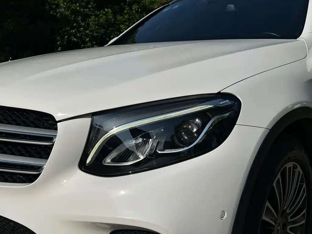 Mercedes-Benz GLC 2017 — фото 9