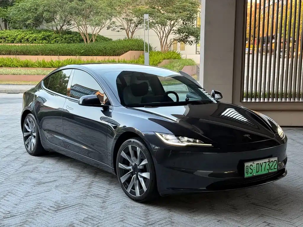 Tesla Model 3 2024 — фото 3