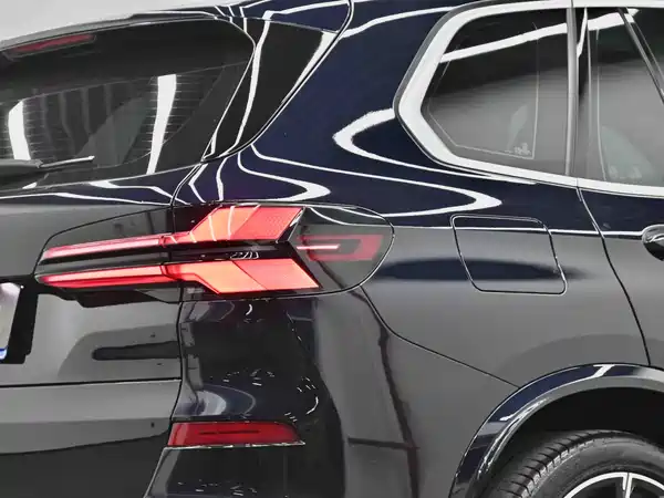 BMW X5 2023
