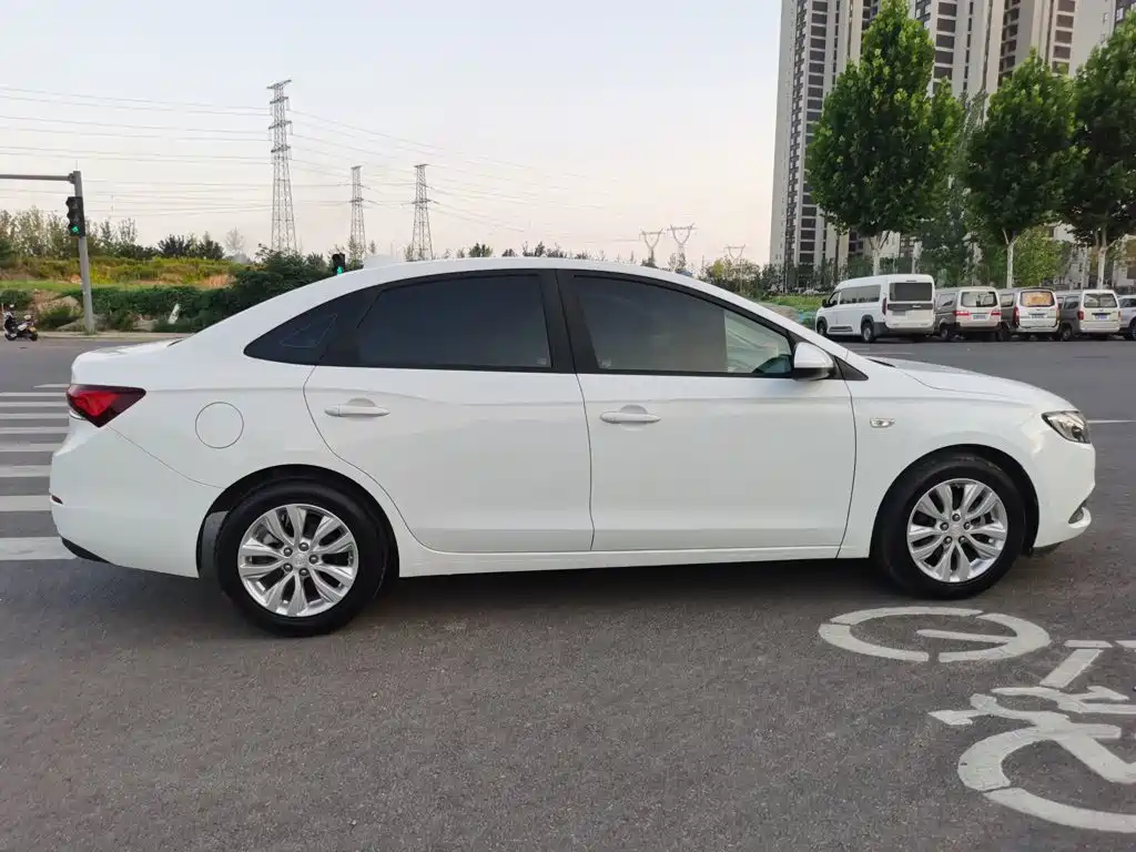 Buick Excelle 2019 — фото 19