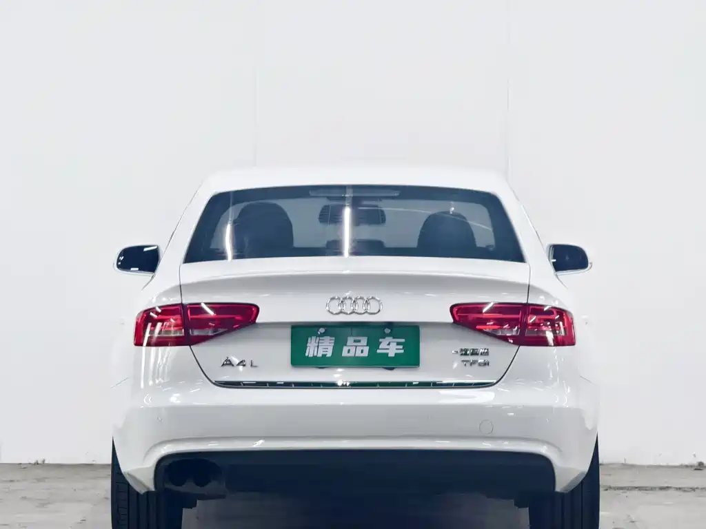 Audi A4L 2014