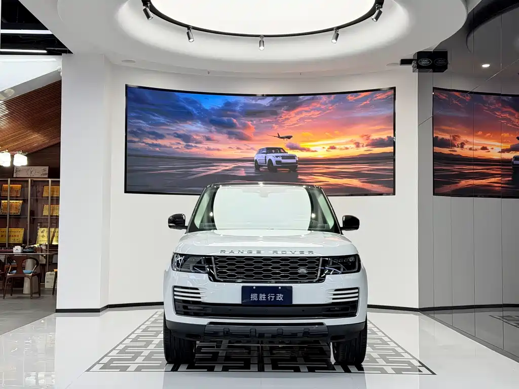 Land Rover Range Rover 2022 — фото 2