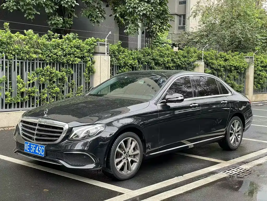 Mercedes-Benz E-Class 2018 — фото 1