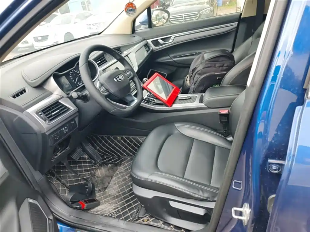 Geely Emgrand GS 2020 — фото 15