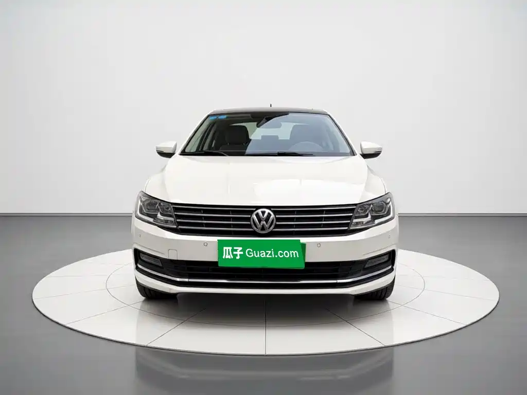 Volkswagen Lavida 2015 — фото 24
