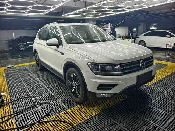 Volkswagen Tiguan L 2019