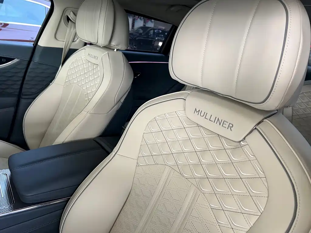 Bentley Flying Spur 2026 — фото 13