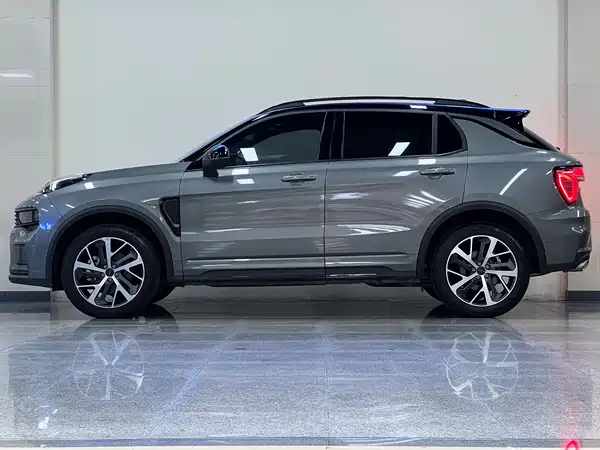 Lynk & Co 01 2021