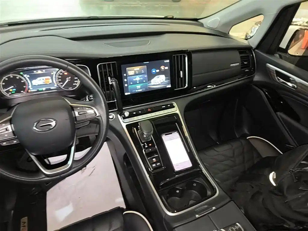 GAC Motor Trumpchi M8 2023 — фото 13