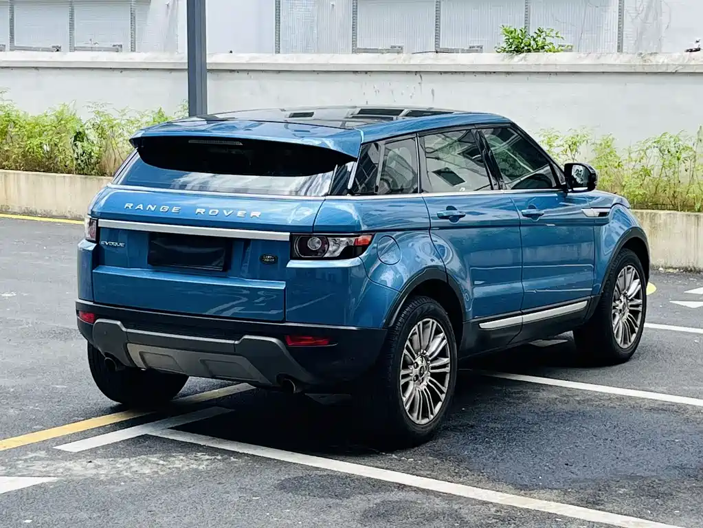 Land Rover Evoque 2014 — фото 16
