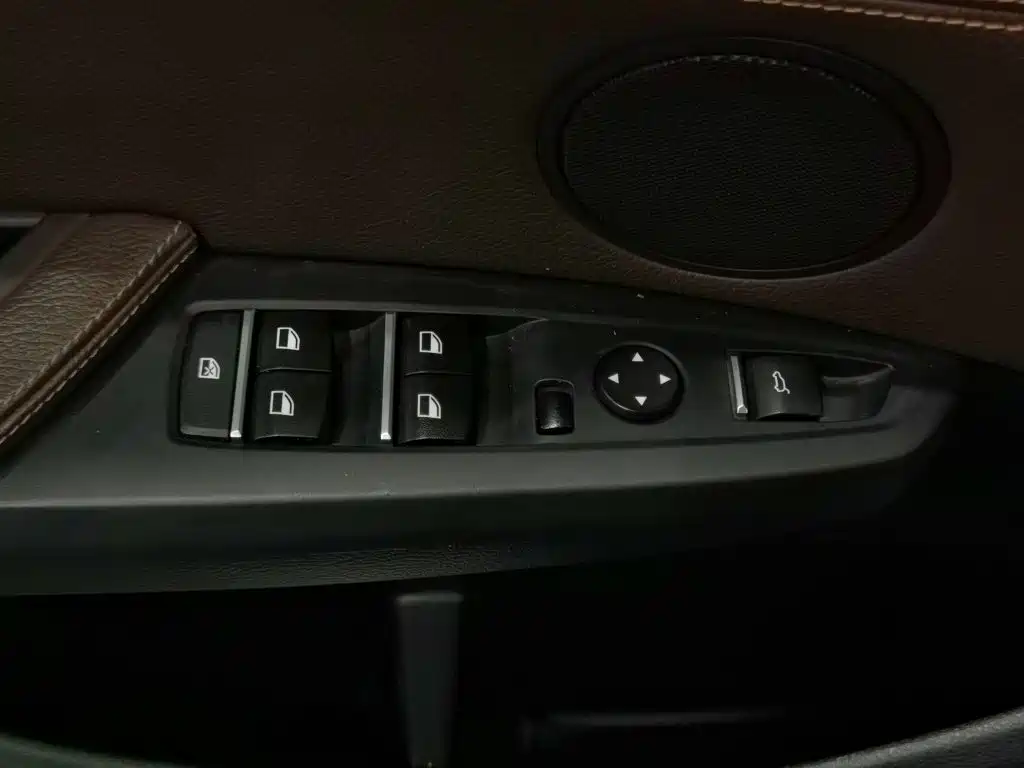 BMW X3 2015 — фото 9