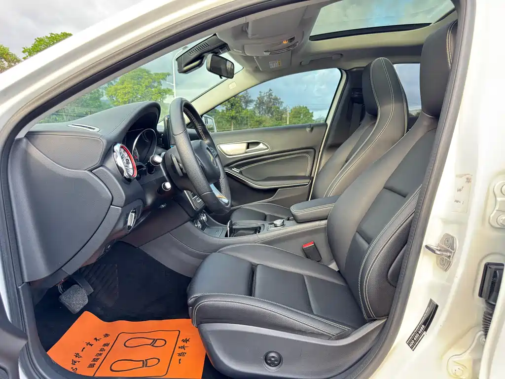 Mercedes-Benz GLA 2018 — фото 11