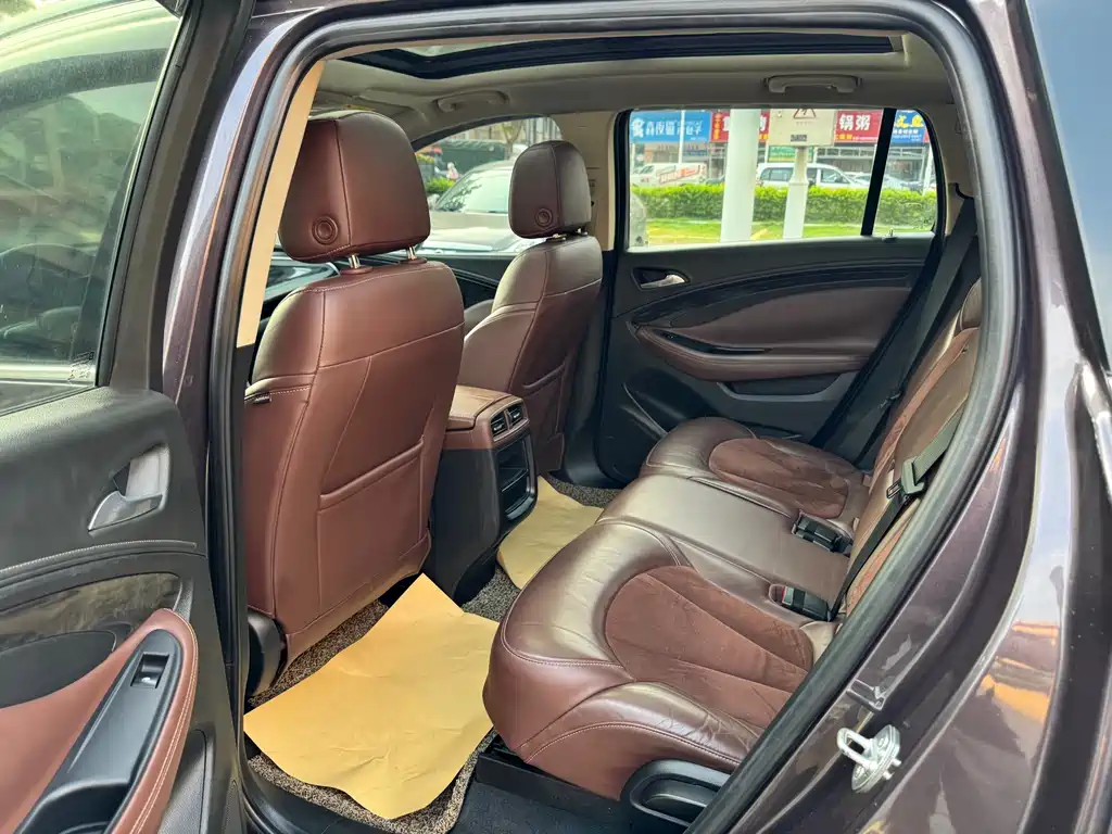 Buick Envision Plus 2016 — фото 10