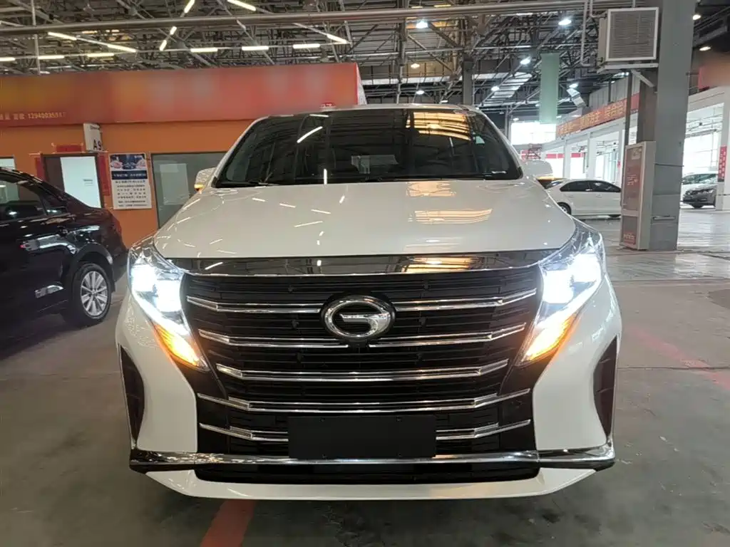 GAC Motor Trumpchi M8 2023 — фото 3