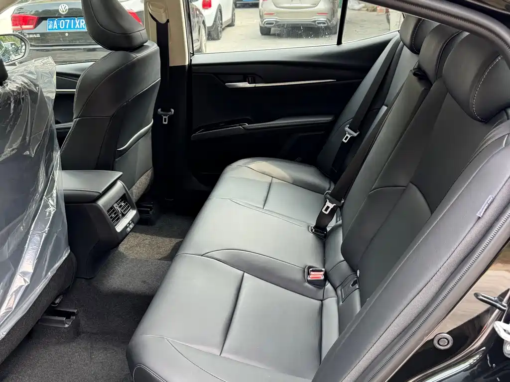 Toyota Camry 2026 — фото 18