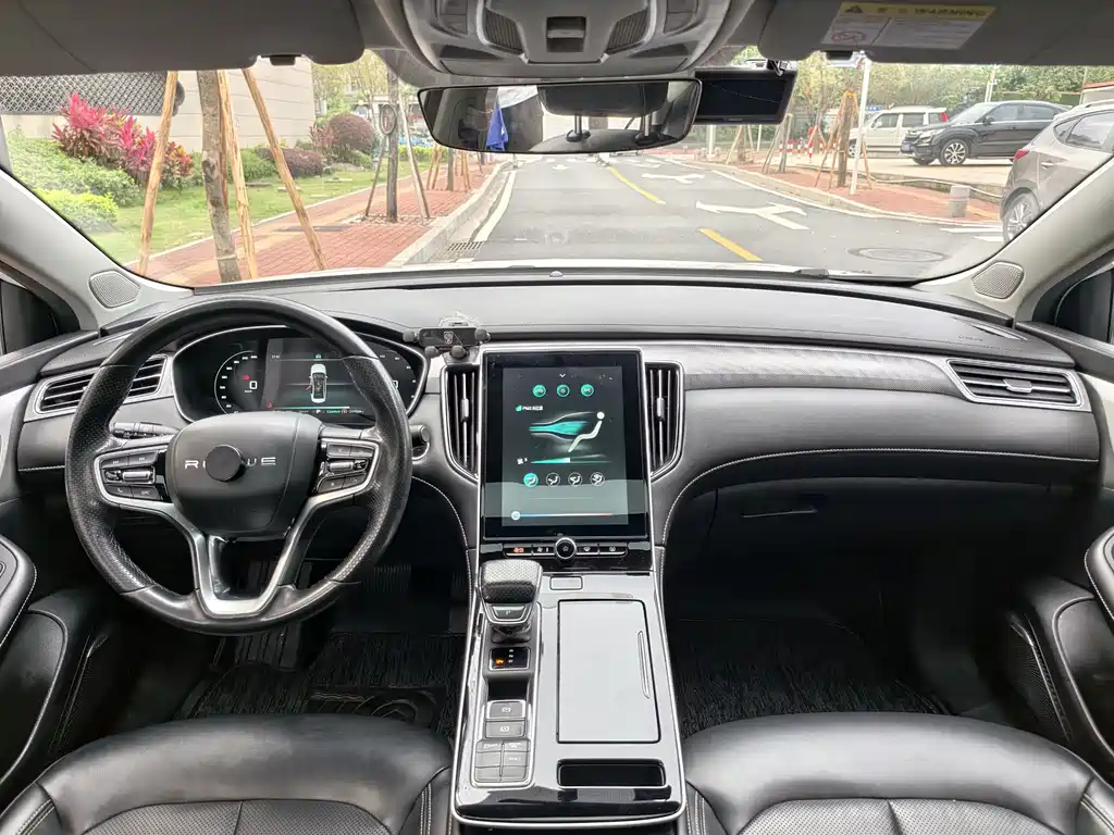 Roewe i6 MAX New Energy 2023 — фото 5