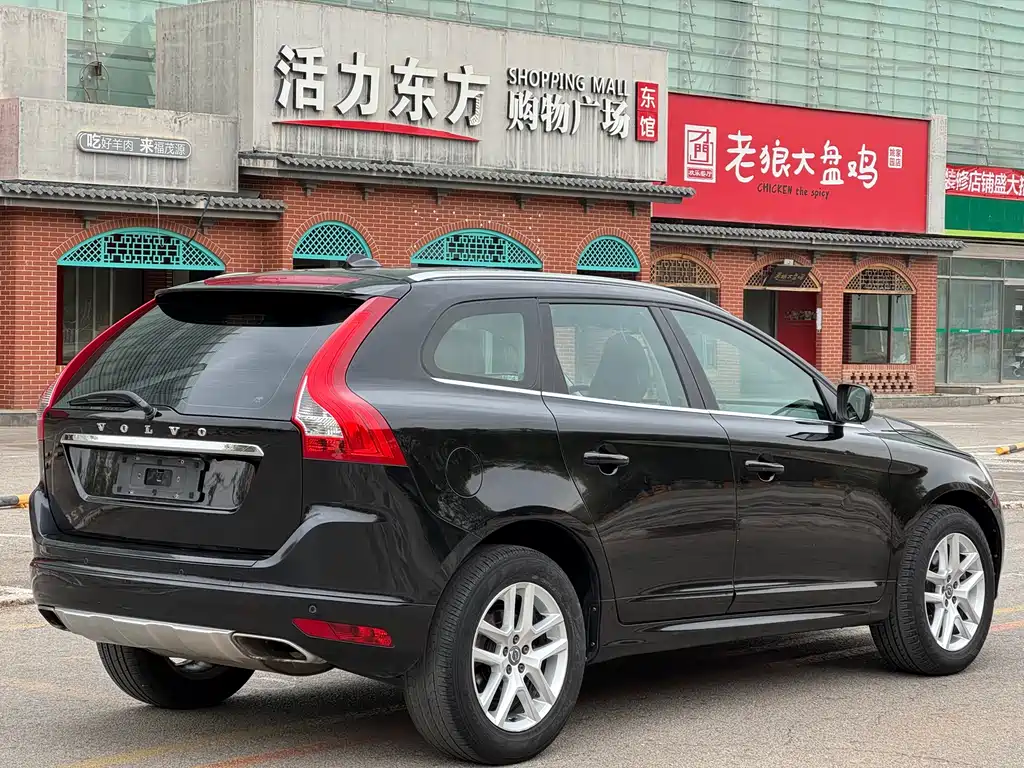 Volvo XC60 2016 — фото 4