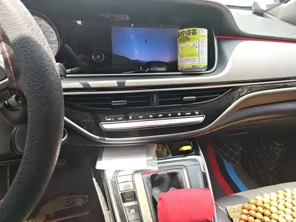 GAC Trumpchi M6 2021