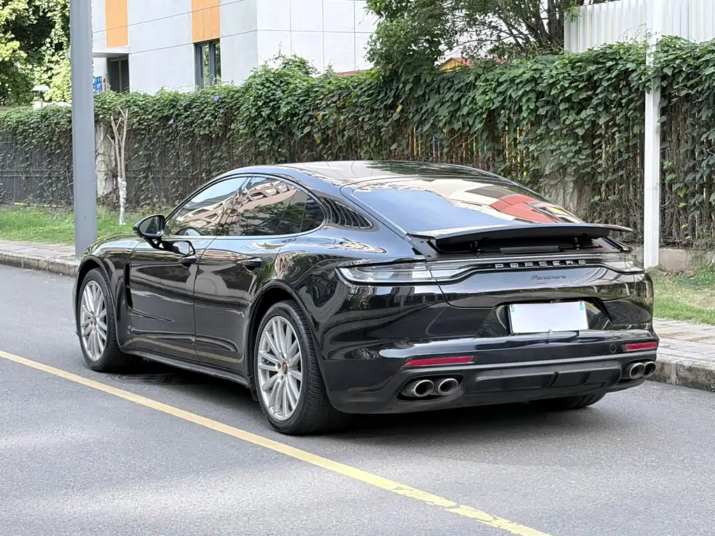 Porsche Panamera 2023 — фото 5