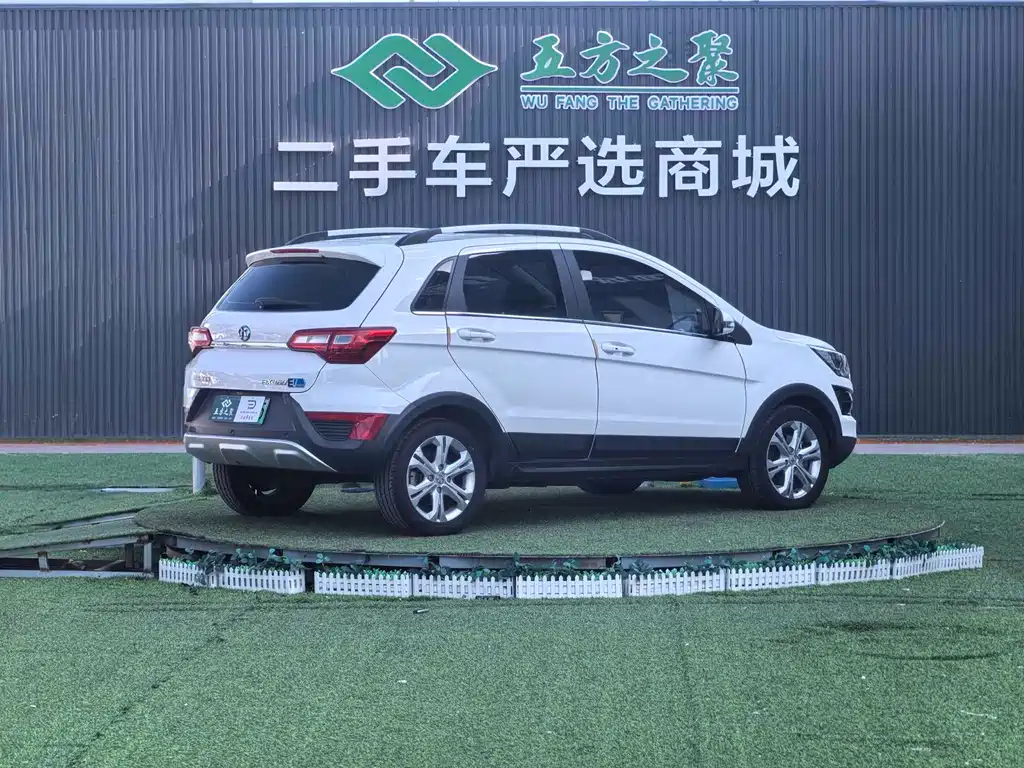 BAIC New Energy EX 2018 — фото 19