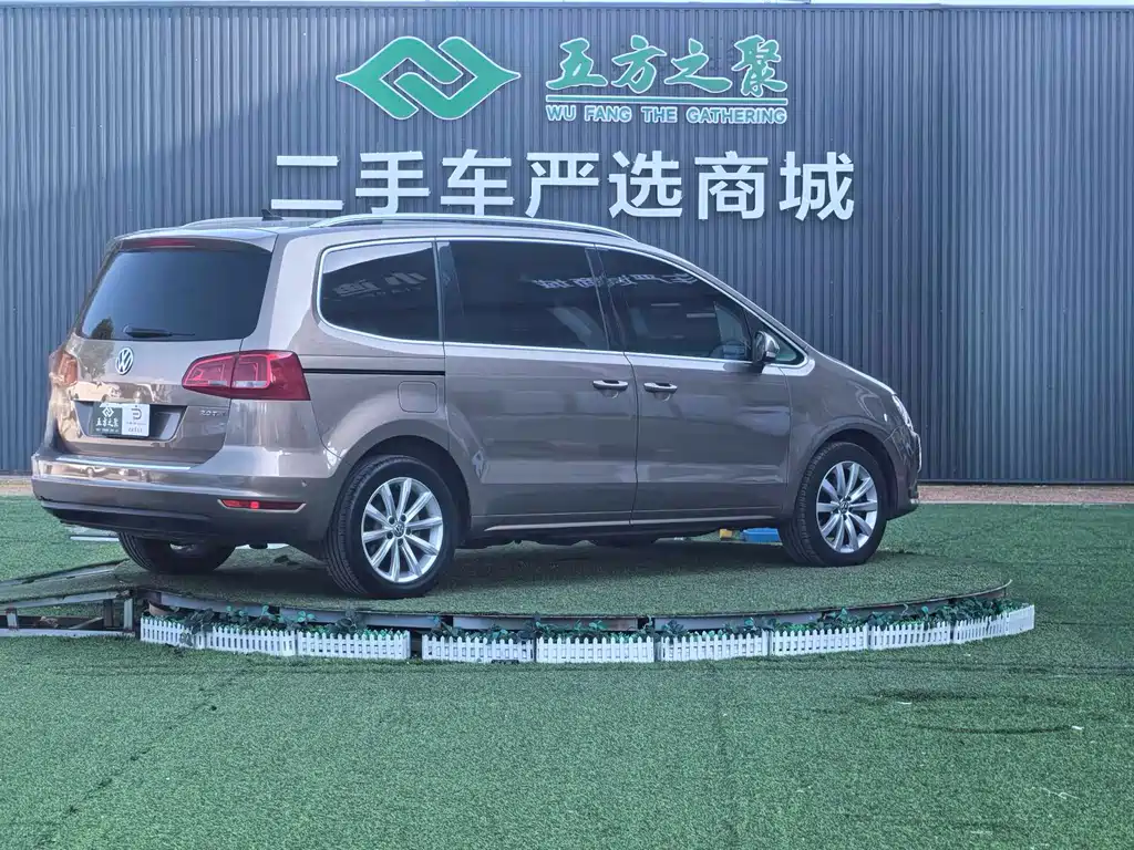 Volkswagen Sharan 2016 — фото 18