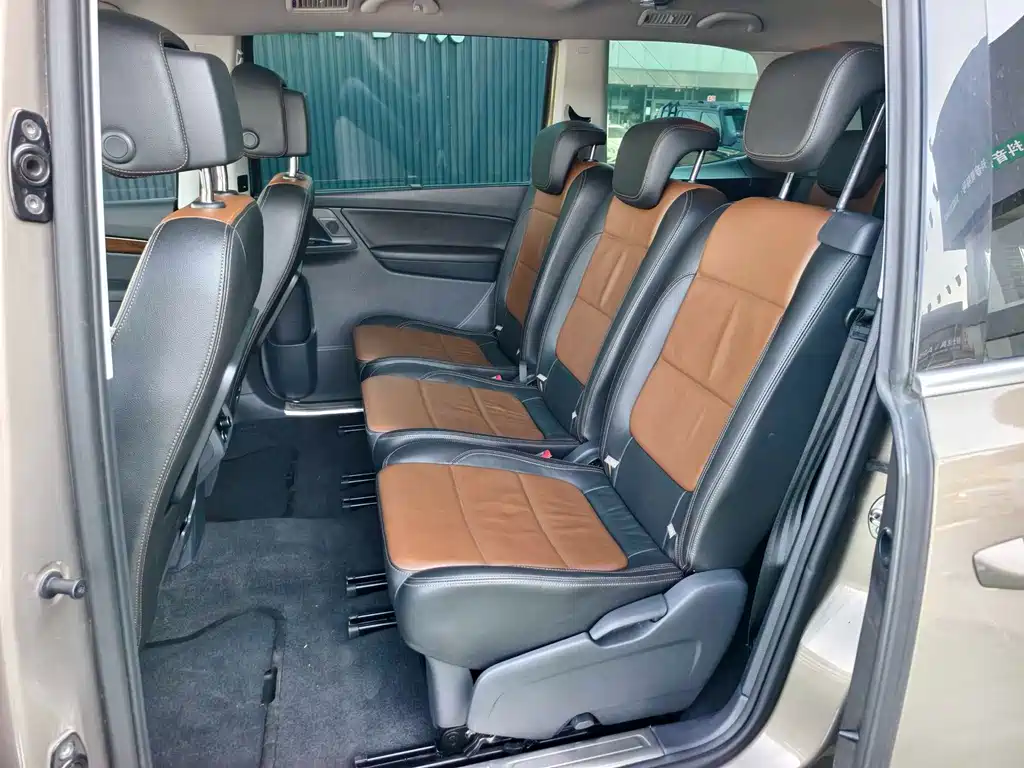 Volkswagen Sharan 2016 — фото 14