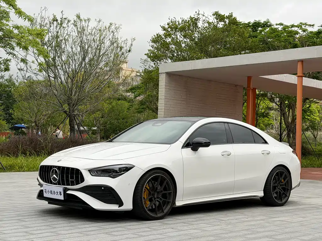 Mercedes-Benz CLA AMG 2024