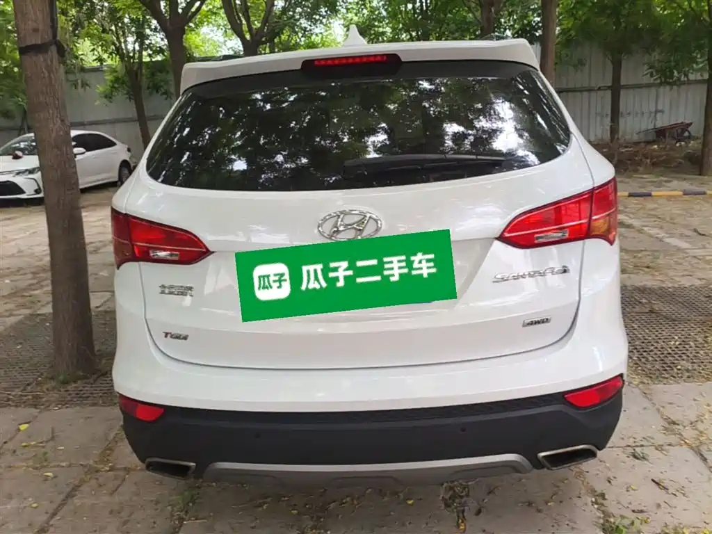 Hyundai Santa Fe 2016 — фото 10