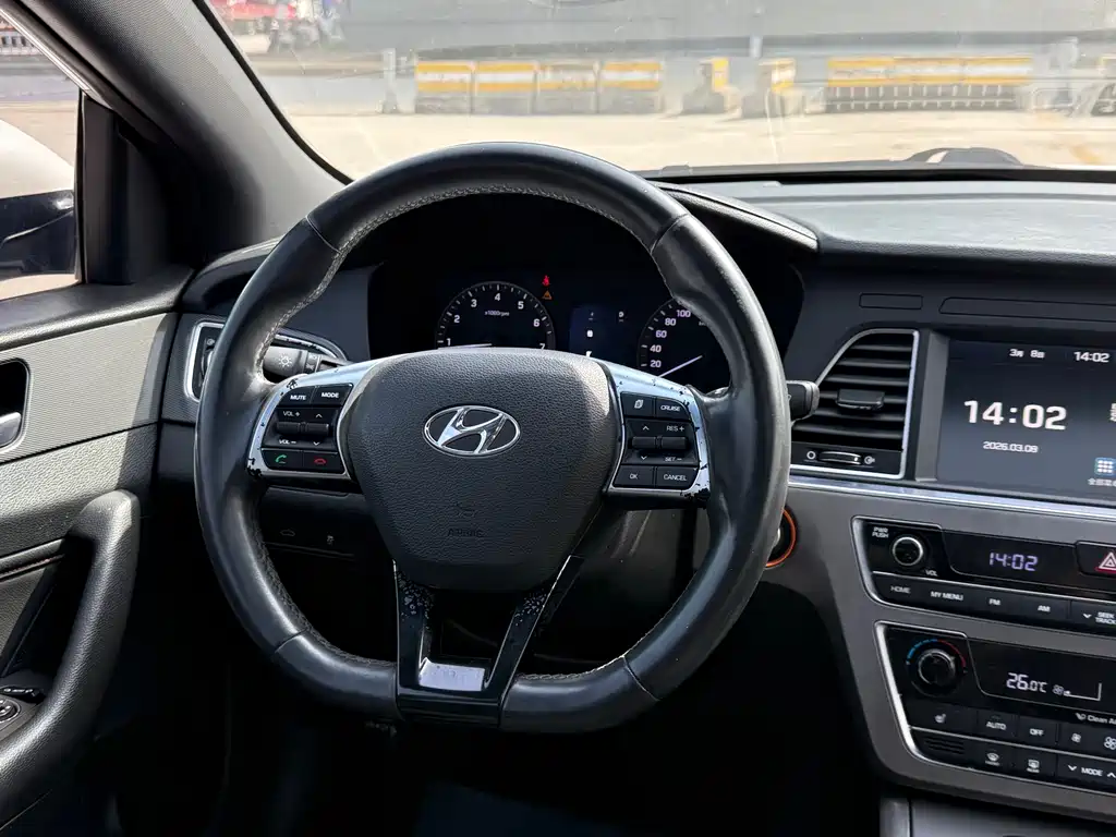 Hyundai Sonata 2017 — фото 11
