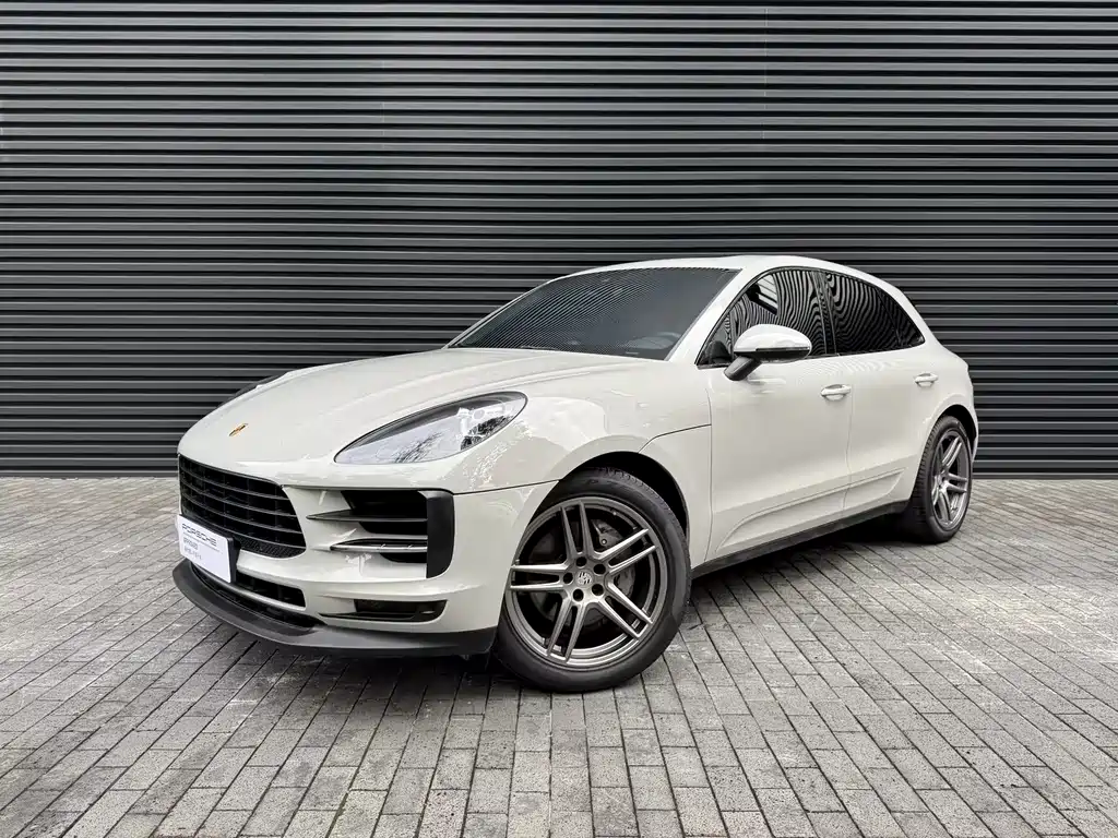 Porsche Macan 2022 — фото 1