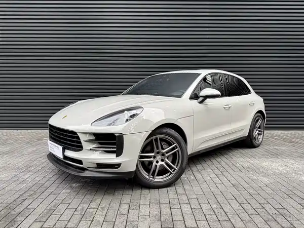 Porsche Macan 2021