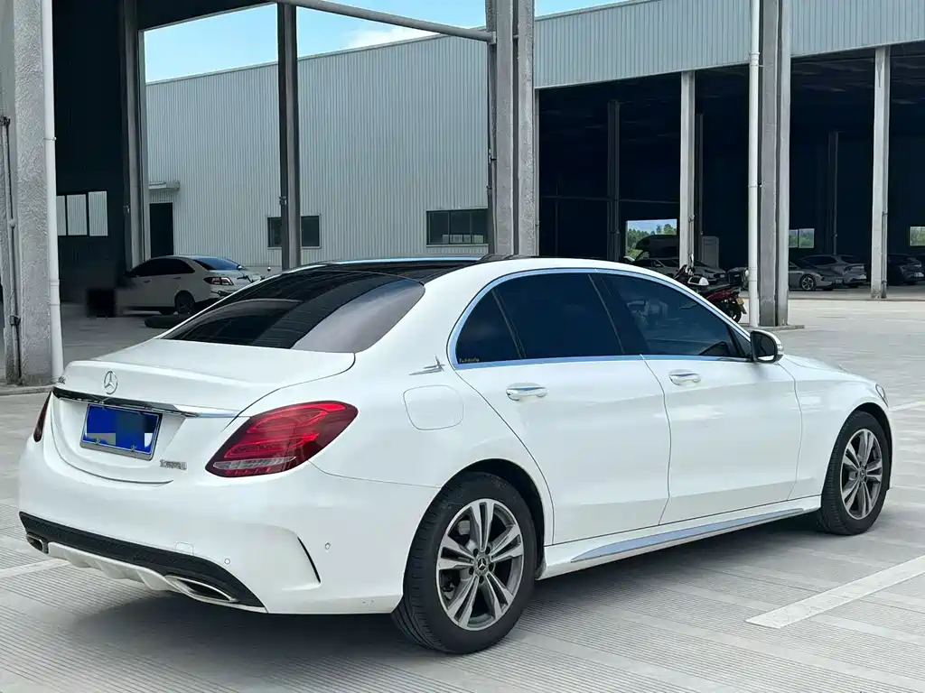 Mercedes-Benz C-Class 2017