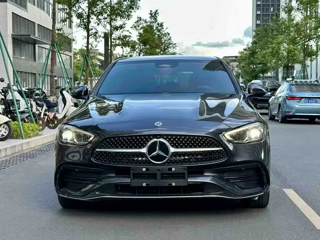 Mercedes-Benz C-Class 2023 — фото 2
