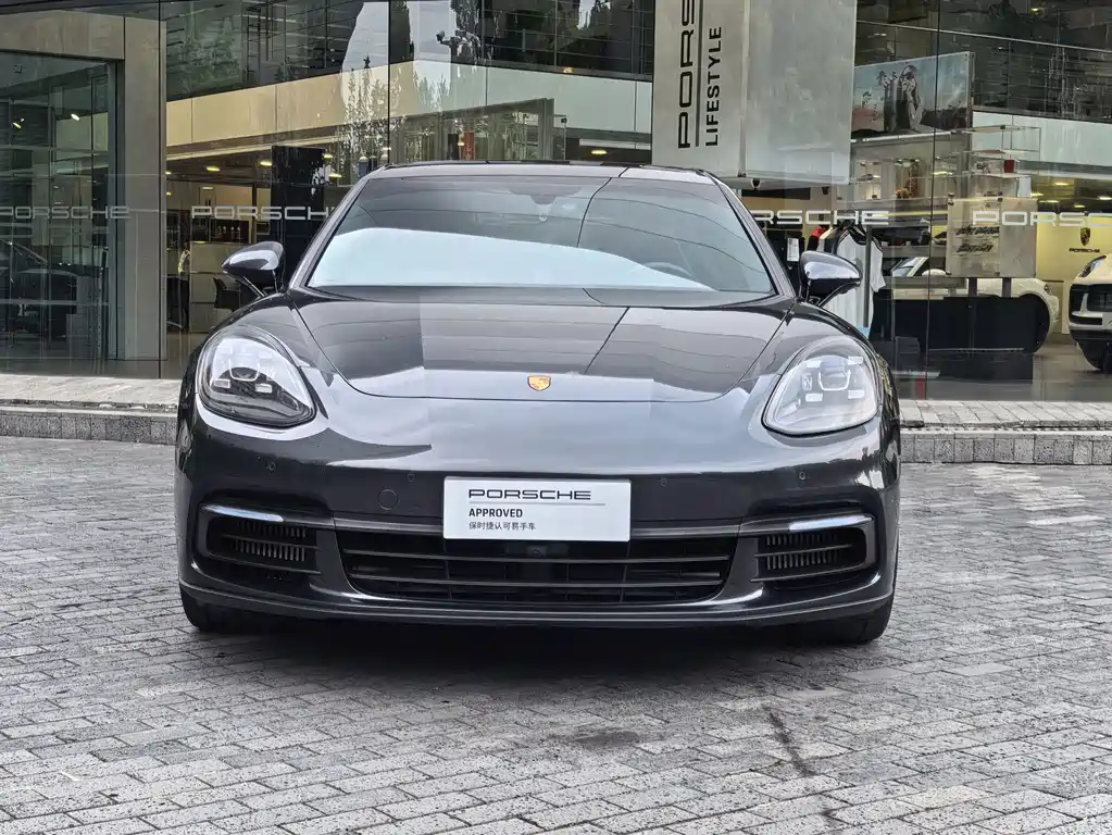 Porsche Panamera 2020 — фото 2